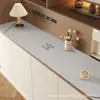 Tapete protetor para móvel de TV francês estilo creme, tapete de mesa de couro à prova d'água e resistente a óleo, tapete decorativo longo para sapateira e gaveteiro doméstico
