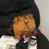 Bolsa Transversal de Ombro Único Casual e Estilosa com Textura Simples e Fashion, Bolsa Saco Feminina Inverno 2026