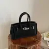 Bolsa de Mão Transversal Elegante e Moderna Nova 2026 de Ombro Versátil para Mulheres Kelly para o Trabalho