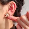 Pendientes Retro de Lujo con Forma de Hoja de Arce y Diamantes para Mujer Verano Estilo Japonés y Coreano 2024 Tendencia Elegantes de Lujo Accesible Pendientes