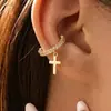 Cuff para oreja creativo y simple sin perforación para mujer, accesorio de oreja personalizado en forma de cruz, nuevo y moderno clip de oreja individual en forma de C