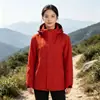 Invierno Nuevo Estilo Stock de Fabricante Disponible Personalización por Foto Exterior Cortavientos Impermeable Tres en Uno Conjunto de Dos Piezas