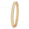 Pulsera Calidoscopio de Alta Gama V-Gold, Versión Estrecha y Ancha de Trébol de Cuatro Hojas Pulsera Firma, Gruesamente Chapada en Oro de 18 Quilates e Incrustación de Diamantes, Sensación de Alta Gama
