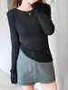 Camiseta muy elástica, suave y con buena caída para mujer, color liso de manga larga para principios de otoño, estiliza, hombro normal, cuello redondo, top versátil