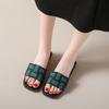 Sandalias Planas de Primavera Nuevas Ins para Mujer, Chanclas Versátiles para Uso Exterior y Playa para Mujer, Chanclas de Moda para Mujer, Estilo Pequeño Fragante