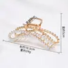 Pin de Moda de Verano para Mujer Estilo Elegante Astas Florales Cuadrado Forma de Torcedura Perla de Imitación Pin de Tiburón Grande Pinza para el Cabello