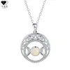 Collar Triple Luna Geométrico Retro Europeo y Americano con Colgante Redondo de Ópalo Incrustado de Diamantes para Mujer, Cadena para Clavícula Hueca de Diseño de Nicho
