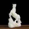 Estatueta de Carneiro de Jade Branco Natural Decoração de Casa Doze Animais do Zodíaco Ovelha Escultura em Jade Artesanato Ornamento para Mesa de Escritório Presente