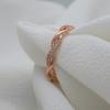 Anillo Geométrico de Hilo Retorcido Microincrustado de Venta Caliente Transversal Europeo y Americano Anillo de Línea Entrelazada de Moda Elegante Nicho para Mujer