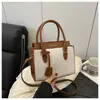 Bolsa Pequena Quadrada Feminina 2025 Nova Moda Casual Design Elegante Simples de Ombro Cruzado