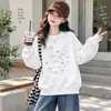 Otoño 2026 Nueva Sudadera Redonda para Niñas Corazón de Amor Moda Elegante Tallas Mediana y Grande Niñas Manga Larga Cálida Superior Invierno