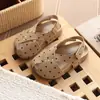 Sandalias Birkenstock de Moda Casual para Niñas Estilo Coreano con Lunares Peep-Toe de Tiras 2026 Verano Nuevas Sandalias Romanas de Punta Cerrada