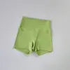 Shorts esportivos de cintura alta sem costura constrangedora para mulheres, shorts curtos de compressão para corrida, yoga e bumbum empinado, calças de ginástica de três quartos para o verão