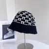 Sombrero de Pescador a Cuadros de Color Contrastante de Moda para Mujer en Otoño e Invierno, Versátil Sombrero de Punto de Lana Casual, Estilo Japonés Resistente al Frío y Cálido