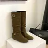 Novo Estilo Outono e Inverno com Aumento de Altura Oculto de 5cm~ Moda Coreana com Design de Fivela Elegante, Botas de Cano Médio Empilhadas, Botas Slim para Mulheres
