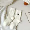 Nuevos Calcetines de Terciopelo de Visón Forrados de Polar Espesos de Media Pantorrilla Otoño e Invierno Calientes Estilo Simple Color Puro Calcetines Peludos Calcetines de Felpa para Estudiantes