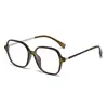 Gafas Jamie 9457 de Montura Cuadrada Nueva, Gafas de Sol de Plástico Modernas y Versátiles para Estudiantes con Protección contra Miopía y Protección UV