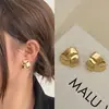 Atacado Transfronteiriço Brincos de Metal de Alta Qualidade para Mulheres 2025 Novo Estilo Quente Brincos de Luxo Acessível Joias Simples Elegantes para Orelha