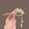 Nuevo clip de torsión antiguo de lirio, orquídea, tulipán, borla, pinza para el pelo, pasador de pelo, accesorios para el cabello de ropa china