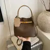 Bolso de Cubo Retro de Mano, Bolso de Viaje de Nicho Tendencia Estilo Coreano, Moderno y Elegante, Bolso Cruzado de Hombro de Cuero Texturizado de Moda