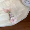 Presilha de Cabelo Cauda de Peixe com Pérolas, Flor de Resina Cravejada com Diamantes, Alta Qualidade, Exquisite e Personalizada, Presilha de Bico de Pato, Acessório de Cabelo de Nicho e Versátil