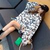 2019 Ropa Nueva de Otoño Estilo Hong Kong Estampado de Letras Personalizado Top de Largo Medio Camiseta Holgada de Manga Larga Celebridad de Internet Tendencia Ins para Mujer