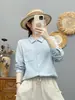 Moda Outono 2026: Camisa de Gaze de Algodão com Dupla Camada, Gola Pontuda, Bolso, Manga Longa, Estilo Artístico, Cardigan Casual Feminino, Top, Atacado