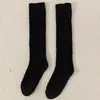 Calcetines de Coral Fleece para Mujer, Nuevos Calcetines de Invierno de Color Sólido Hasta la Rodilla, Calcetines Zhuji Espesos y Cálidos, Calcetines de Tubo Largo