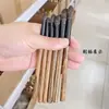 Pincel de Sombra Cabelo de Esquilo Cor Amêndoa Espalhar Incisivo Grande Foice Sombra Nasal Chama Mistura Cangzhou Pincel de Maquiagem Cabelo Animal