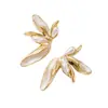 Brincos de Studs Hemingway Acessórios Modernos Flor de Íris Dourada Gotejamento de Óleo Gradiente Incrustados com Pérolas Versáteis para o Dia a Dia Estilo para Ir ao Trabalho Brincos para Mulheres