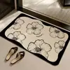 Novo estilo de tapete de chão de diatomita floral em estilo de luxo leve, absorve água e seca rapidamente, capacho antiderrapante para entrada de banheiro