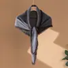 Bufanda triangular nueva de cachemira pura con bordes de flecos y diseño anudado, fácil de llevar, conveniente para proteger el cuello, cálida, simple y versátil, venta al por mayor