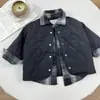 Jaqueta de Algodão com Penas Estilo Coreano para Meninos Nova Infantil Estilosa Peça Falsa Dupla Acolchoada Roupa de Inverno Bonita de Algodão Tendência
