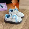 Zapatillas bajas para niña para otoño, zapatos deportivos antideslizantes de suela blanda, zapatos casuales para niños, zapatos blancos con lazo de gato de dibujos animados