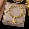 Colar feminino com pingente de concha pequena em formato de leque, elegante, estilo francês, com design retrô suave, banhado a aço titânio, ouro verdadeiro 18K