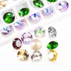 Direto da fábrica superfície de diamante redondo cristal de alta qualidade fundo pontiagudo formato de diamante de vidro material para acessórios de joias diy atacado