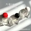 Frasco de vidro quadrado para perfume com borrifador de bomba, de alta qualidade, com tampa de madeira, portátil, de grande capacidade, frasco vazio, formato quadrado, fundo de vidro grosso