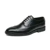 Zapatos de Cuero Brogue Cuadrados Transfronterizos Zapatos Formales para Hombre de Doble Color Europeos y Americanos Talla Grande Zapatos Casuales de Vestir Se Pueden Enviar por Cuenta de Otros