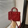 Bolso de Mano Nuevo con Corazón de Melocotón en Relieve para Mujer, Bolso de Hombro Nuevo de Lujo Ligero Empalmado, Bolso Cruzado Casual de Moda, Pequeño de Moda