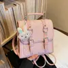 Mochila feminina transfronteiriça super popular de verão 2026 novo modelo, nicho de luxo leve de alta qualidade, mochila popular para o dia a dia este ano