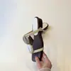 Sandalias de una tira estilo francés de nicho para mujer, de punta abierta y cuadrada, elegantes zapatos romanos, sandalias planas de playa