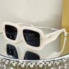 Lw40064 Óculos de Sol Quadrados da Moda de Alta Qualidade Anti-UV Vermelhos para Mulheres