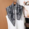 Lenço Quadrado Elegante Floral 70cm para Mulheres, Lenço de Seda Suave e Gracioso, Novo Lenço Decorativo Versátil de Primavera e Verão, Lenço de Pescoço para Mulheres