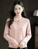 Suéter cárdigan de dos piezas Andy de terciopelo con botones de perlas y cuentas, nueva prenda exterior casual de otoño e invierno, top de punto elegante