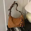 Bolso Vintage con Remaches Transfronterizo para Mujer, Nuevo Bolso Cruzado Casual de Nicho Otoño/Invierno 2026, Bolso de Hombro Único tipo Dumpling