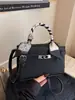 Bolsas Pequenas da Moda com Padrão de Lichia para Mulheres Este Ano, Novas Bolsas Retro da Moda 2025, Bolsas Transversais Simples para o Dia a Dia