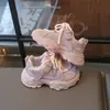 Tênis esportivo infantil, novo modelo de outono, cabedal em couro, sola macia, calçado casual para crianças maiores, tênis leve para meninos estudantes, estilo "dad shoes"