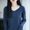 Suéter de malha V-neck de algodão puro estilo minimalista para mulheres, top suéter fino de cor sólida, camisa base versátil 100% algodão