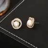 Pendientes Pequeños de Perlas de Agua Dulce Naturales, Pendientes de Aguja de Plata S925 de Alta Gama, Lujo Accesible, Pendientes Exquisitos de Estilo Femenino