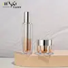 El fabricante suministra botellas hexagonales de gradiente de alta gama, botellas acrílicas para loción, juegos de botellas para sérum y materiales de empaque para cosméticos.